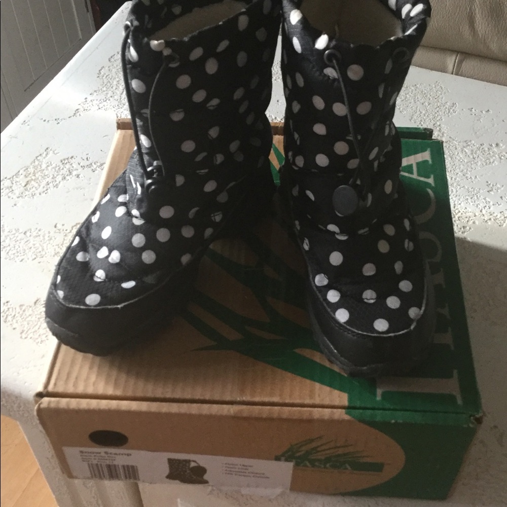 Girls winter boots - Picture 2 of 2